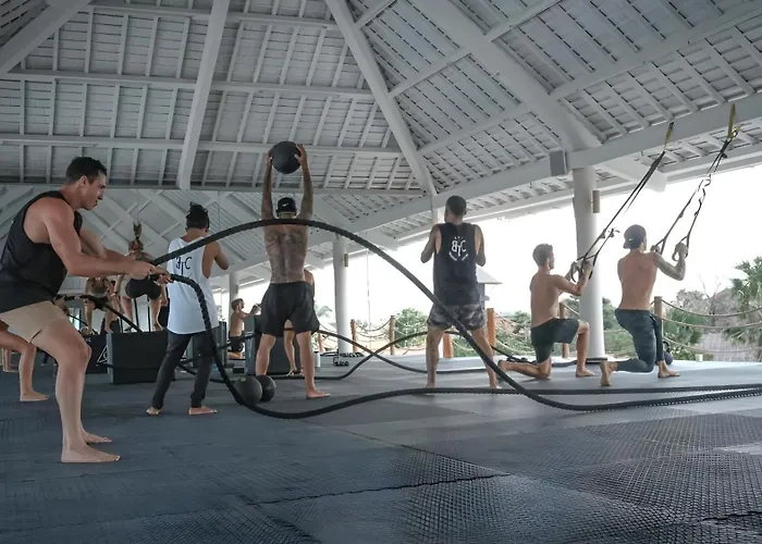 Хостел Kima Surf Camp Bali Чангу