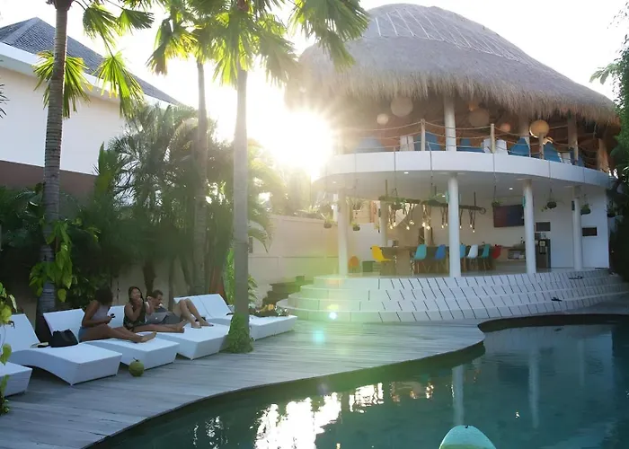 Kima Surf Camp Bali Чангу