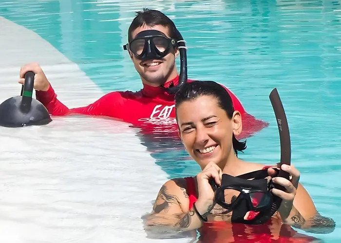 Kima Surf Camp Bali Хостел *