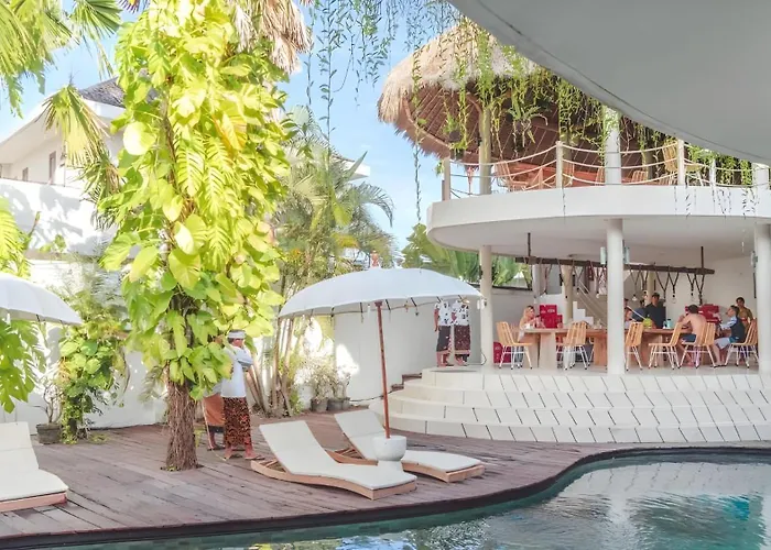 Хостел Kima Surf Camp Bali *