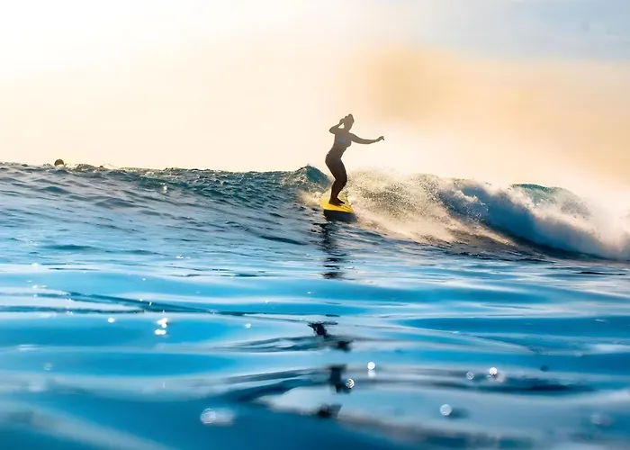 Kima Surf Camp Bali Хостел