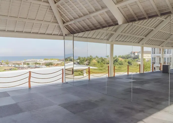 Хостел Kima Surf Camp Bali Чангу