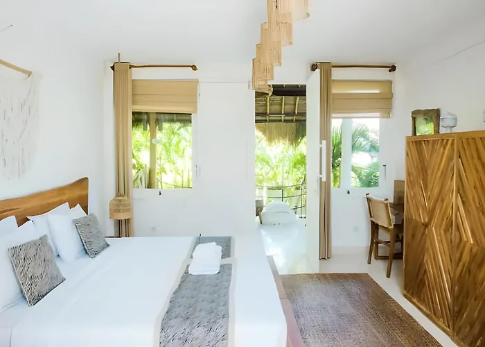 Хостел Kima Surf Camp Bali *