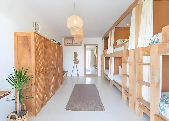 Kima Surf Camp Bali Чангу