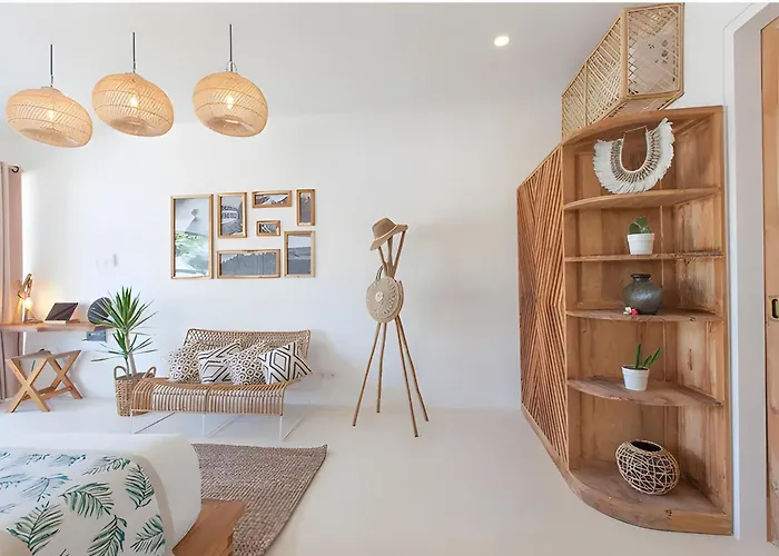 Kima Surf Camp Bali Хостел *