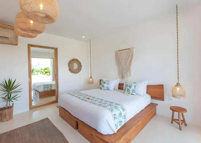 Хостел Kima Surf Camp Bali Чангу