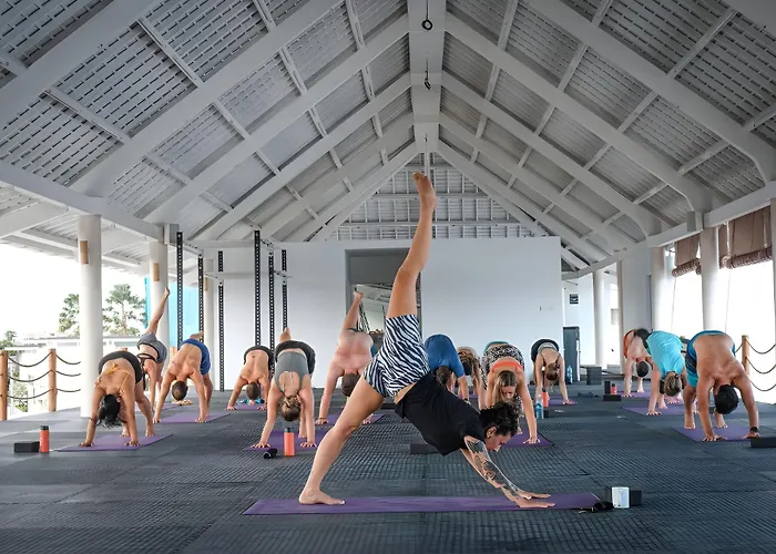 Kima Surf Camp Bali * Canggu